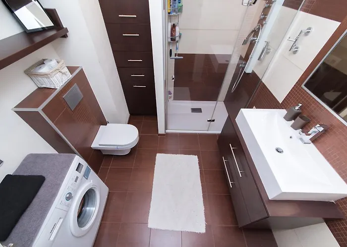 Seaside & Center アパート *